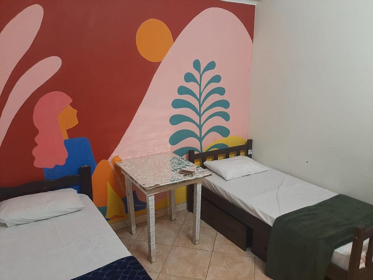 Knock Knock Hostel Curitiba Luaran gambar