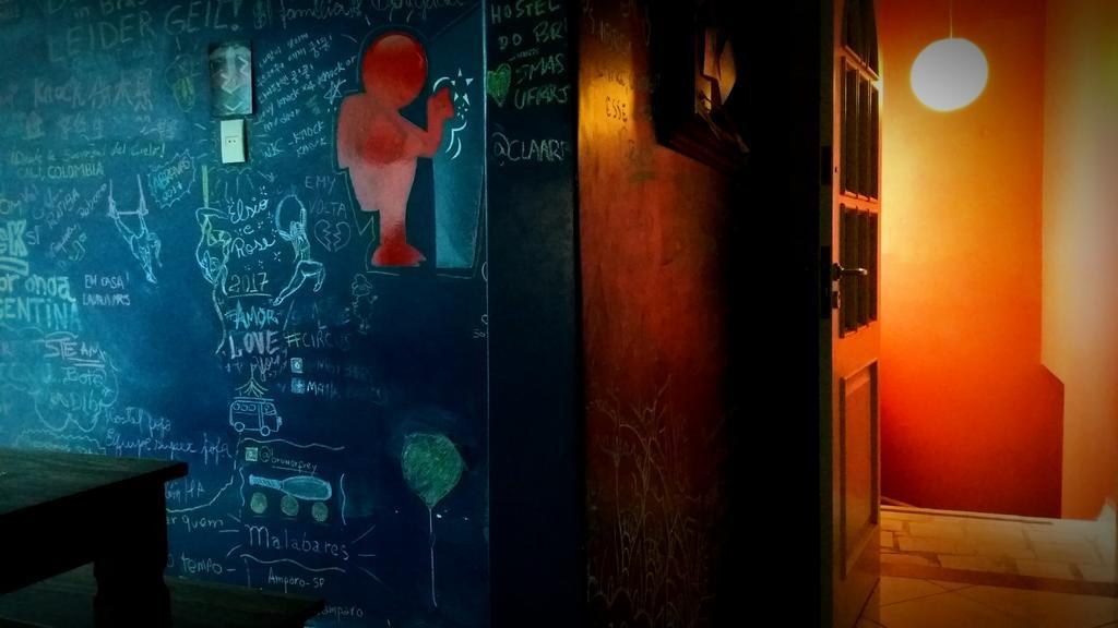 Knock Knock Hostel Curitiba Luaran gambar